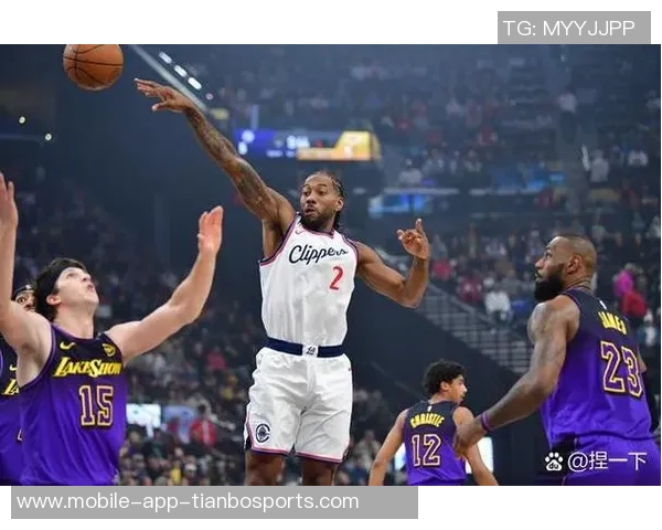 库巴挡拆战术再显威力科尔称赞两大球员关键时刻表现出色 库巴挡拆战术再显威力科尔称赞两大球员关键时刻表现出色